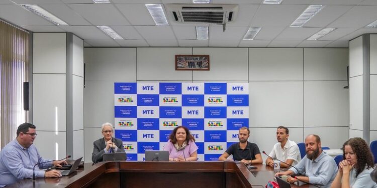 MTE apresenta projeto sobre impactos da inteligência artificial nas ocupações brasileiras — Ministério do Trabalho e Emprego