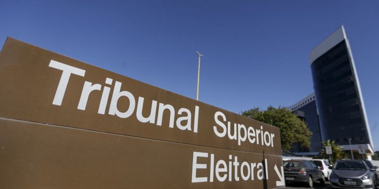 PL receberá maior fatia do fundo eleitoral para campanhas do TSE